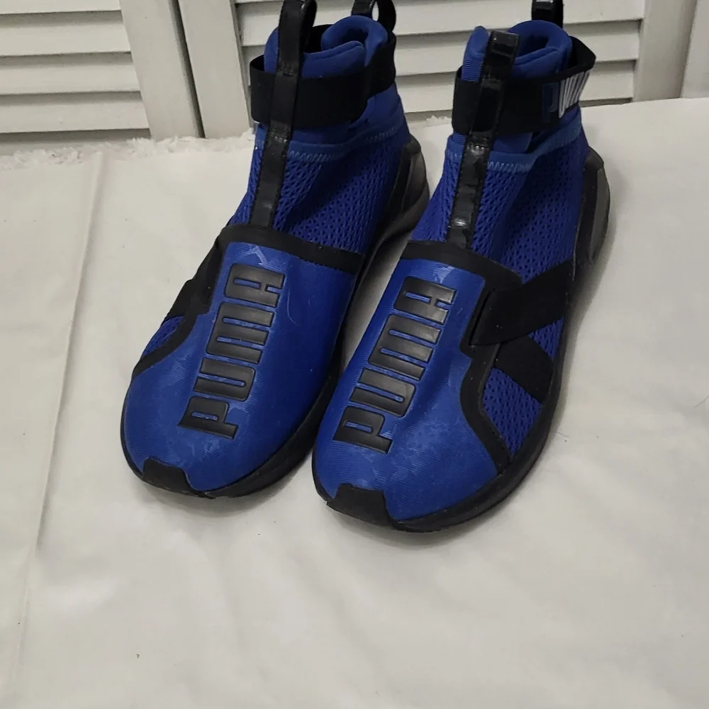 Puma women's sneakers size 7.5 navy blue/black - Picture 2 of 8